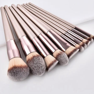 Champagne makeup brushes set